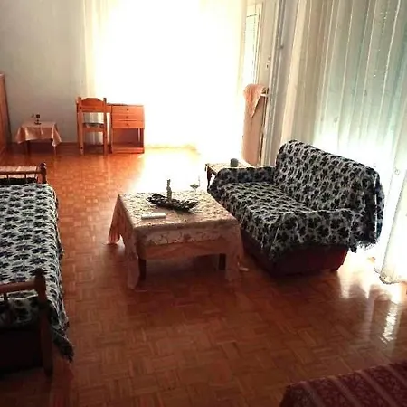 דירה Marsyas House
